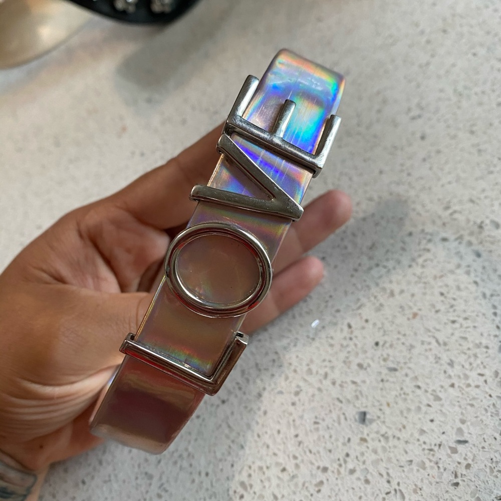 Pink iridescent choker